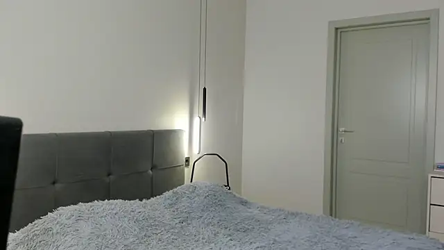Courtneyyk  online show from May 28, 12:33 pm