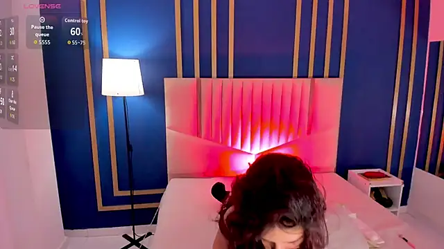 Snapshot of Irelia_1 chatting on May 22, 7:45 pm Irelia 1 online show from May 22, 7:45 pm
