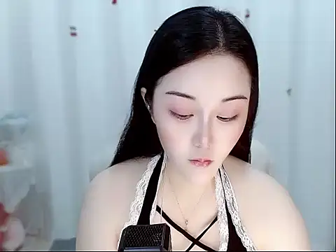 Amy-cnbaby online show from May 14, 1:24 am