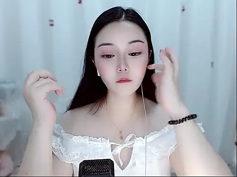 Amy-cnbaby online show from May 13, 1:23 am