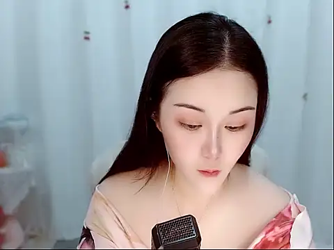 Amy-cnbaby online show from June 2, 1:38 am