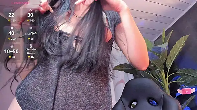Aili queen online show from June 2, 12:16 pm