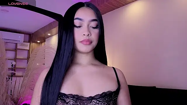 Snapshot of Chloe_monroee chatting on August 1, 3:26 am Chloe monroee online show from August 1, 3:26 am
