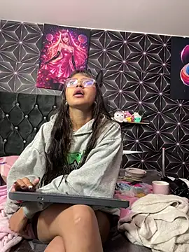 Noa lau online show from July 19, 10:01 am