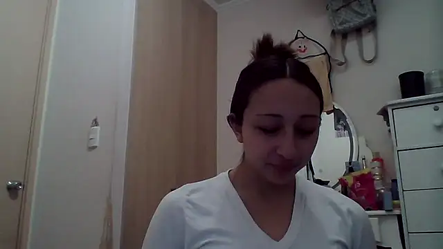 010874 online show from July 3, 5:03 am