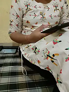 Seema yadav01 online show from July 31, 5:18 am