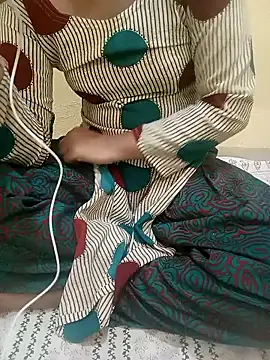 Seema yadav01 online show from May 31, 5:13 am
