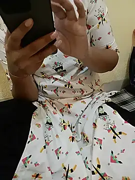 Seema yadav01 online show from July 5, 5:14 am