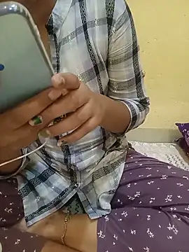 Seema yadav01 online show from May 28, 5:26 am