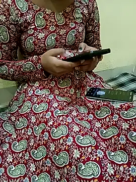 Seema yadav01 online show from July 28, 5:26 am