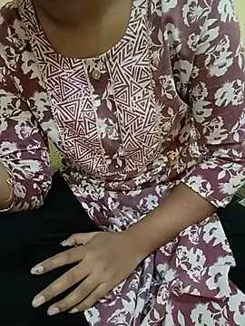 Seema yadav01 online show from August 6, 5:02 am