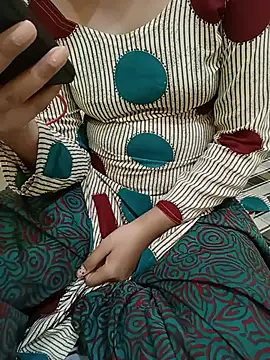 Seema yadav01 online show from August 4, 5:12 am