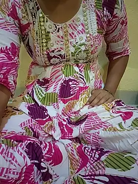 Seema yadav01 online show from May 7, 5:01 am