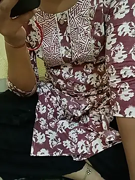 Seema yadav01 online show from June 27, 5:13 am