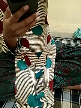 Seema yadav01 online show from July 6, 1:56 am