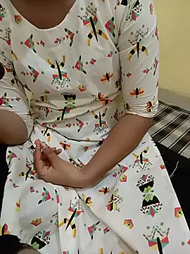 Seema yadav01 online show from August 5, 5:12 am