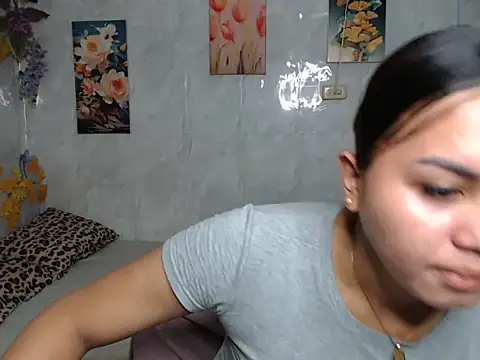 ur asiankat online show from July 24, 11:23 pm