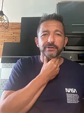 daddy3945 online show from June 2, 8:25 am