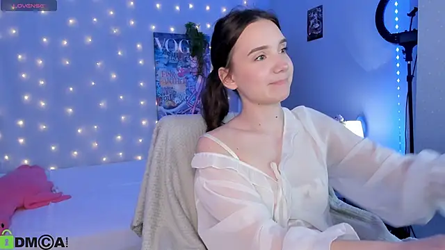 Elvienne online show from June 12, 3:48 am
