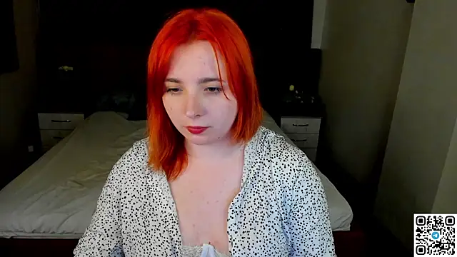 Snapshot of Lilli_Cass chatting on June 3, 10:05 am Lilli Cass online show from June 3, 10:05 am