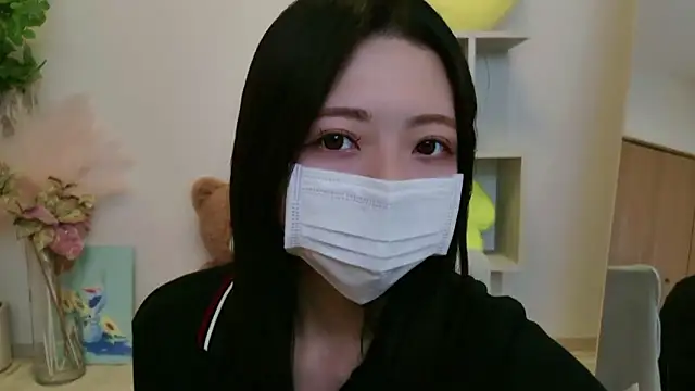 -Luna JP- online show from April 30, 11:39 am