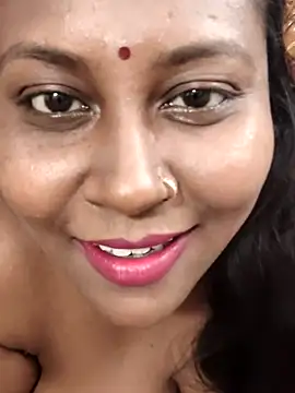 Sexy Riya-1 online show from May 1, 3:50 pm
