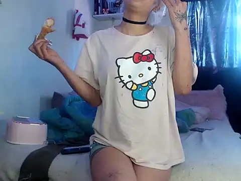 bunnyfoxxd online show from July 28, 8:52 pm