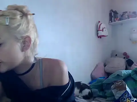 bunnyfoxxd online show from June 30, 6:52 pm