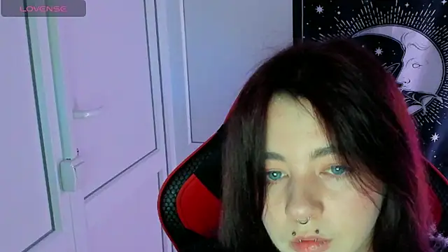 PurpleRune online show from May 4, 12:52 pm