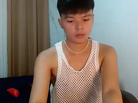 yourhotasiandoms online show from May 8, 3:38 pm