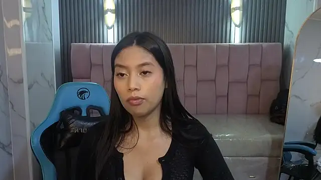 Eimy18 b online show from July 9, 3:33 pm