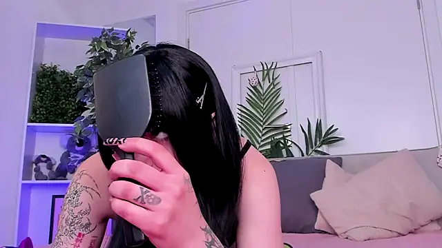 Ashley Alt online show from July 8, 10:27 am