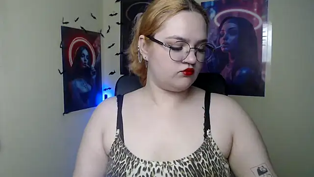 RinaRiii online show from May 23, 6:18 pm