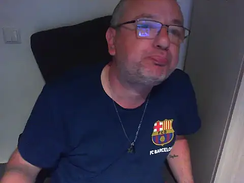 GeorgeCarlo online show from May 8, 5:39 pm