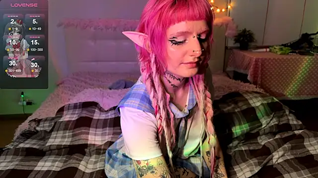 my pussy sweet online show from June 9, 7:15 pm