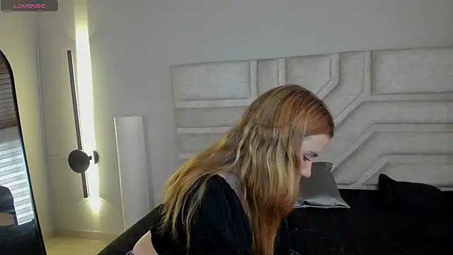  zoe 3 online show from July 15, 1:18 pm
