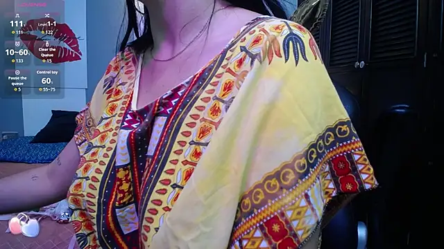 Snapshot of _tamara_priya_ chatting on July 28, 3:21 pm tamara priya online show from July 28, 3:21 pm