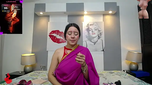 Snapshot of _tamara_priya_ chatting on July 3, 11:39 am tamara priya online show from July 3, 11:39 am