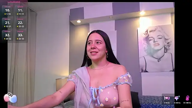 Snapshot of _tamara_priya_ chatting on August 3, 11:38 am tamara priya online show from August 3, 11:38 am