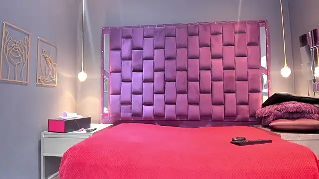 AlesiaLara online show from June 25, 7:08 pm