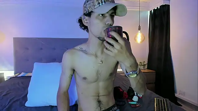 MichaelEvanss  online show from June 30, 12:49 pm