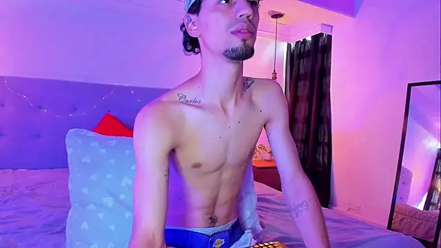 MichaelEvanss  online show from May 26, 12:47 pm