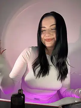 DREAM L0la online show from May 13, 2:57 pm