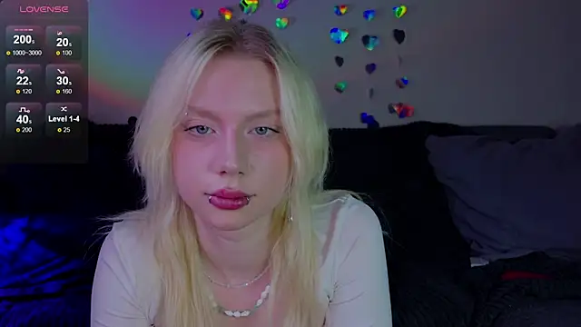 Snapshot of sonya_blade69 chatting on May 29, 9:26 am sonya blade69 online show from May 29, 9:26 am