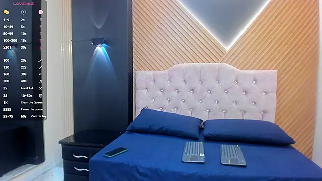 Snapshot of jhoan_evanss chatting on May 11, 1:45 pm jhoan evanss online show from May 11, 1:45 pm