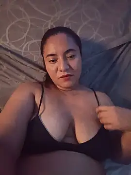 Sweet Ninaa online show from May 30, 3:13 am