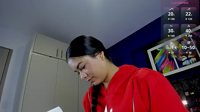 Snapshot of jade_lov chatting on June 19, 12:11 pm jade lov online show from June 19, 12:11 pm