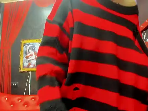 Snapshot of Evelin_Hellsing chatting on May 6, 6:56 pm Evelin Hellsing online show from May 6, 6:56 pm