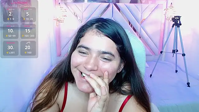 Laurha  online show from July 21, 7:37 pm