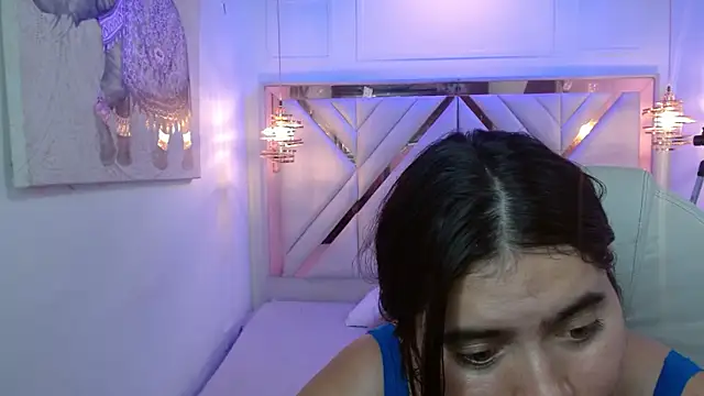 Laurha  online show from July 23, 7:32 pm